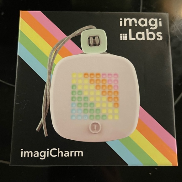 Imagilabs imagiCharm girls learn how to code - wearable on anywhere as keychain - Picture 2 of 9